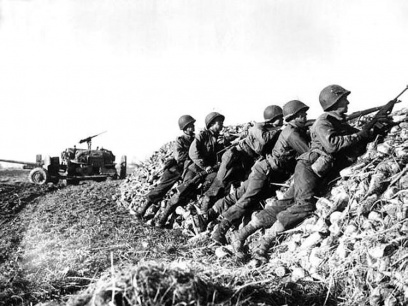 THE EXPECTATION OF THE WAR