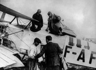 GENERAL DOUGLAS: INTERRUPTED FLIGHT