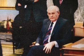 MIKHAIL GORBACHEV MIKHAIL GORBACHEV